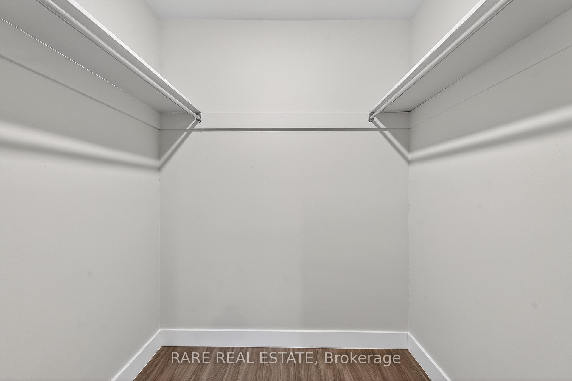 4340 Bloor Street Unit 103 photo 20