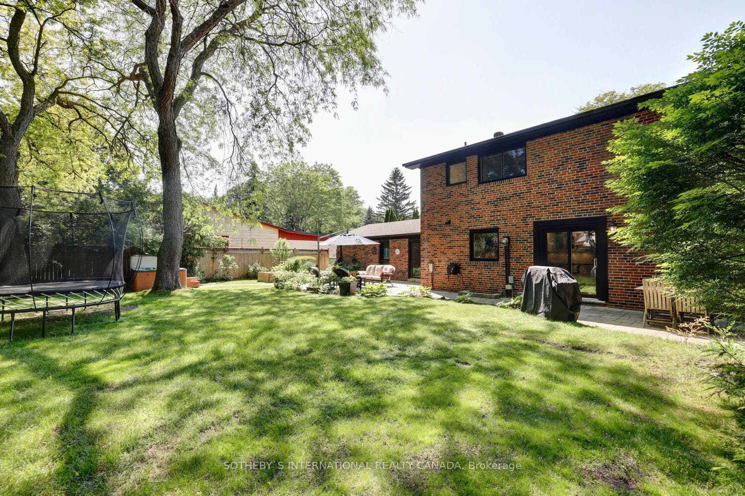 1456 Rogerswood Court photo 44