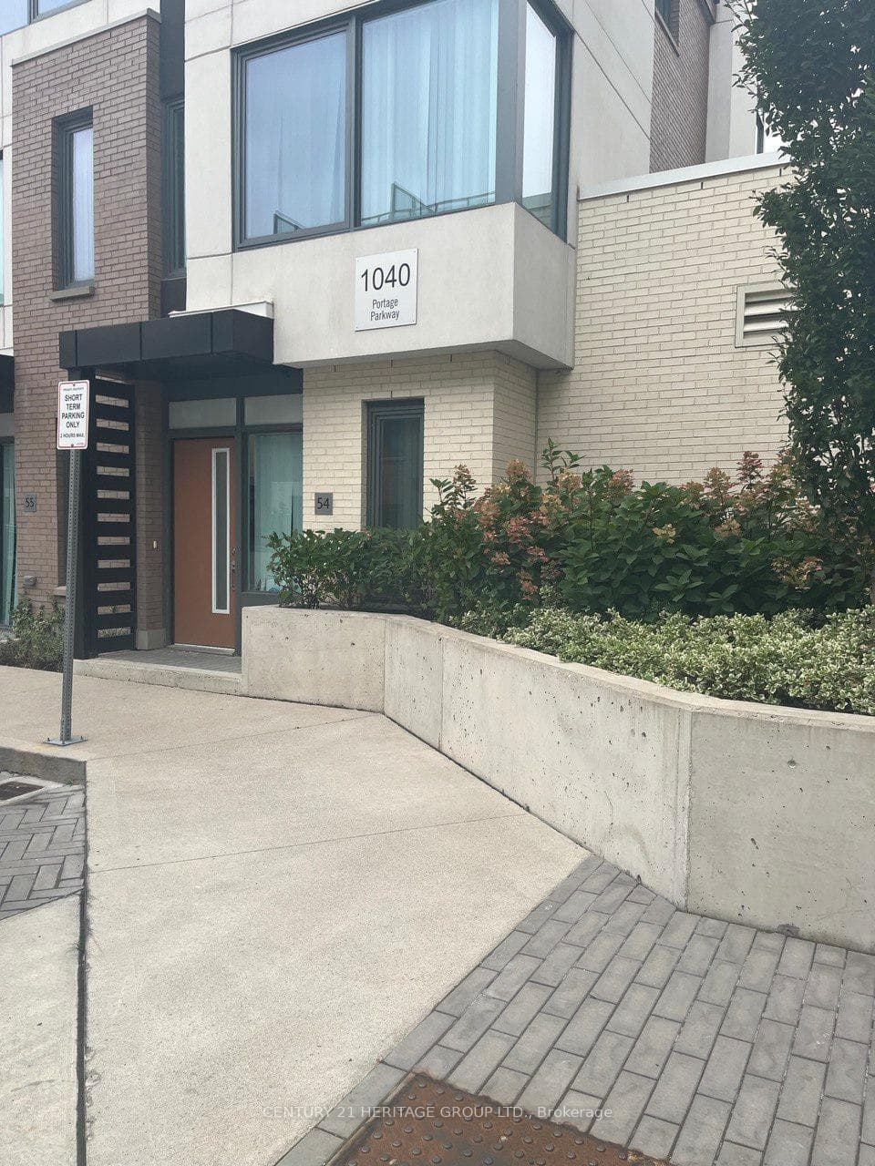 1040 Portage Parkway Unit 54 photo 1