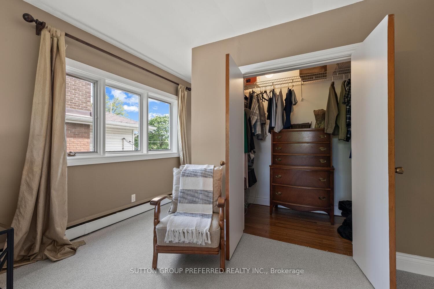 431 Ridout Street photo 32