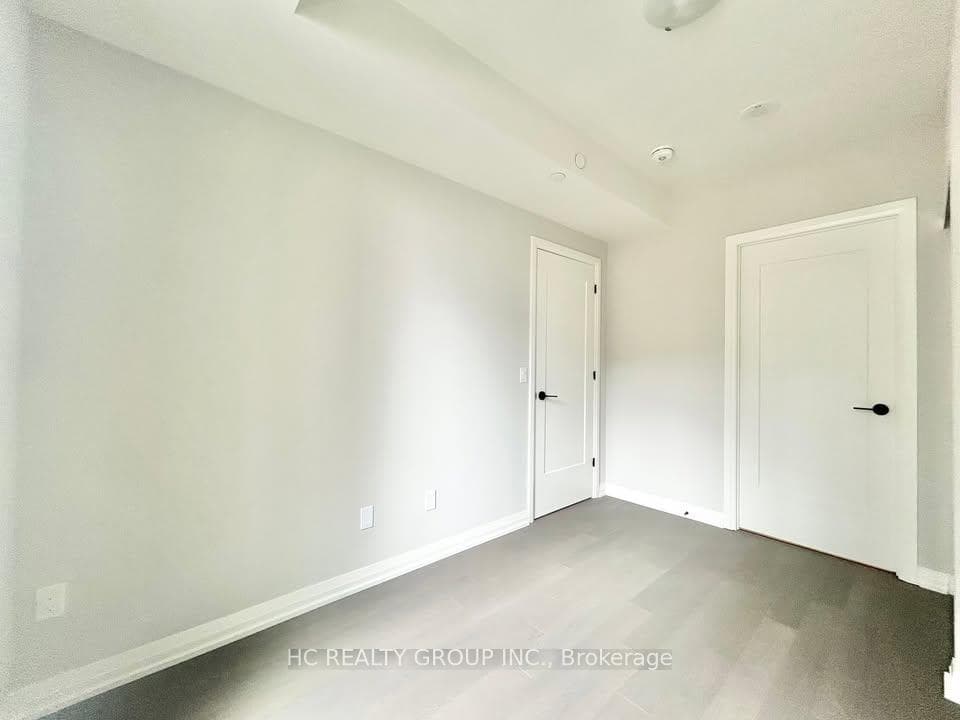 3006 WILLIAM CUTMORE Boulevard Unit 202 photo 16