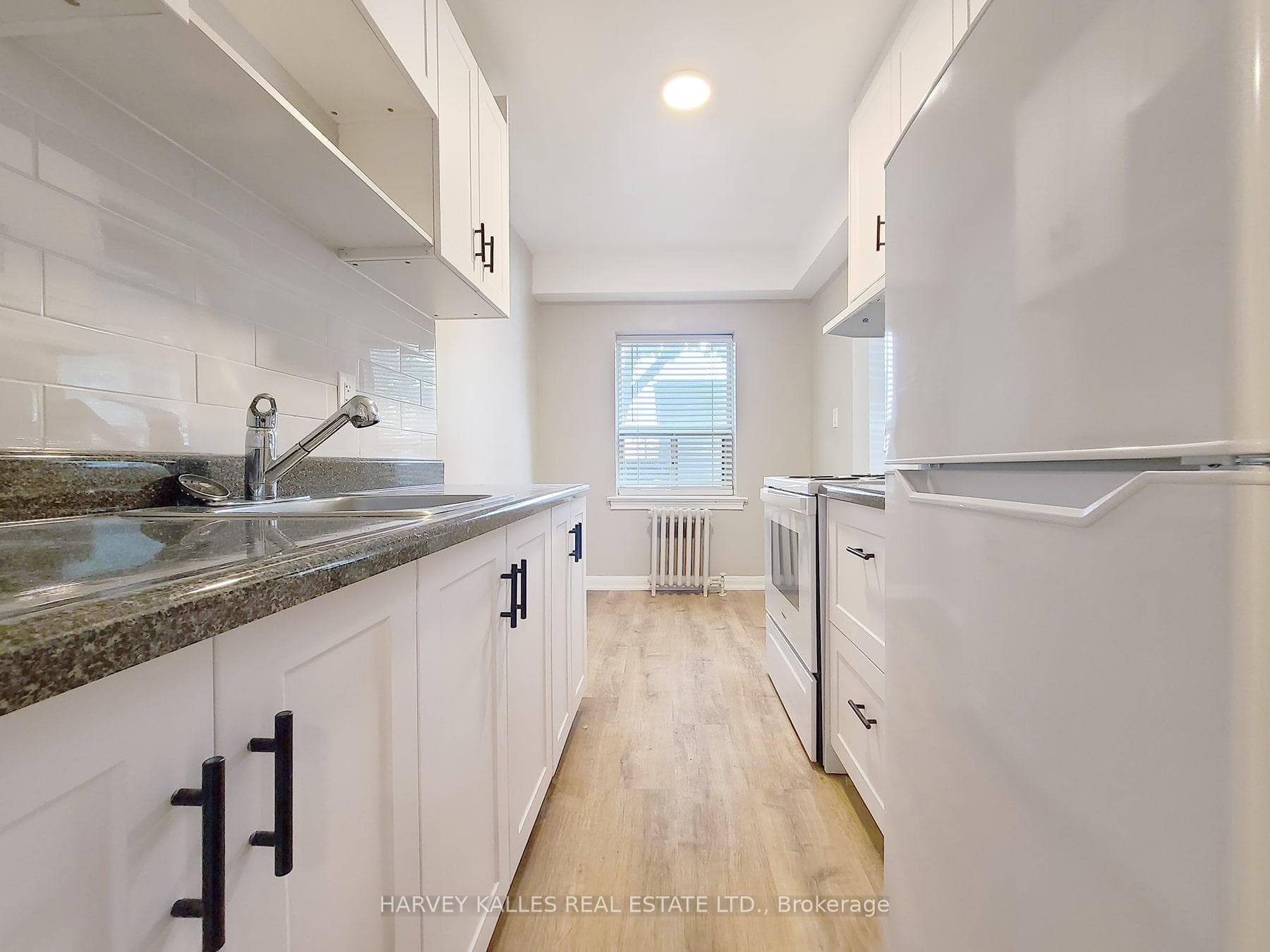 36 Rosecliffe Avenue Unit 9 photo 8