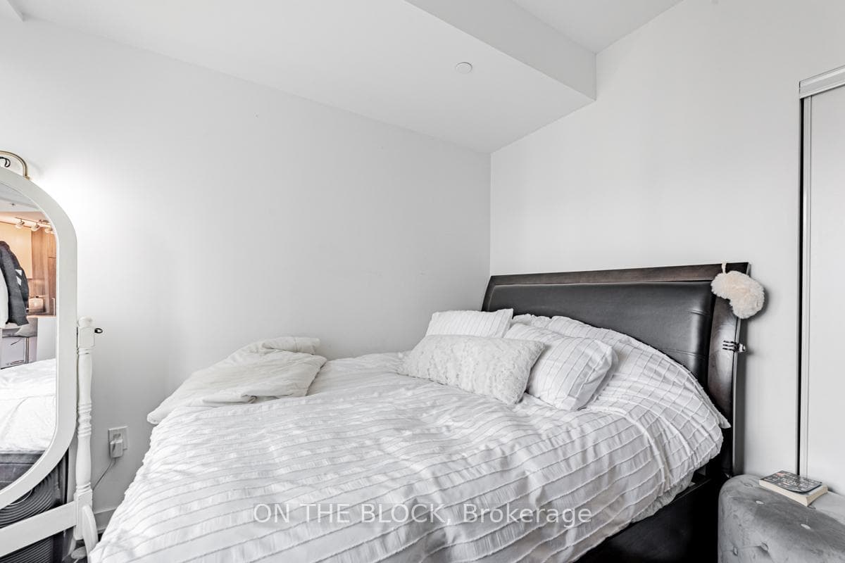 115 Blue Jays Way Unit 3805 photo 19