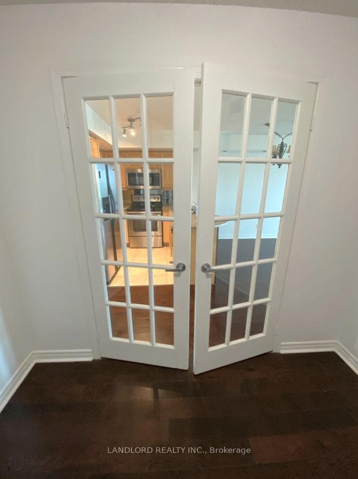 17 Barberry Place Unit 2115 photo 16
