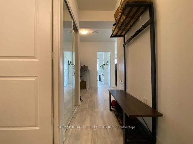 4677 GLEN ERIN Drive Unit 302 photo 26