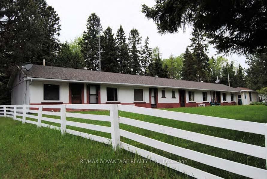 1594 Lakeshore Drive photo 8