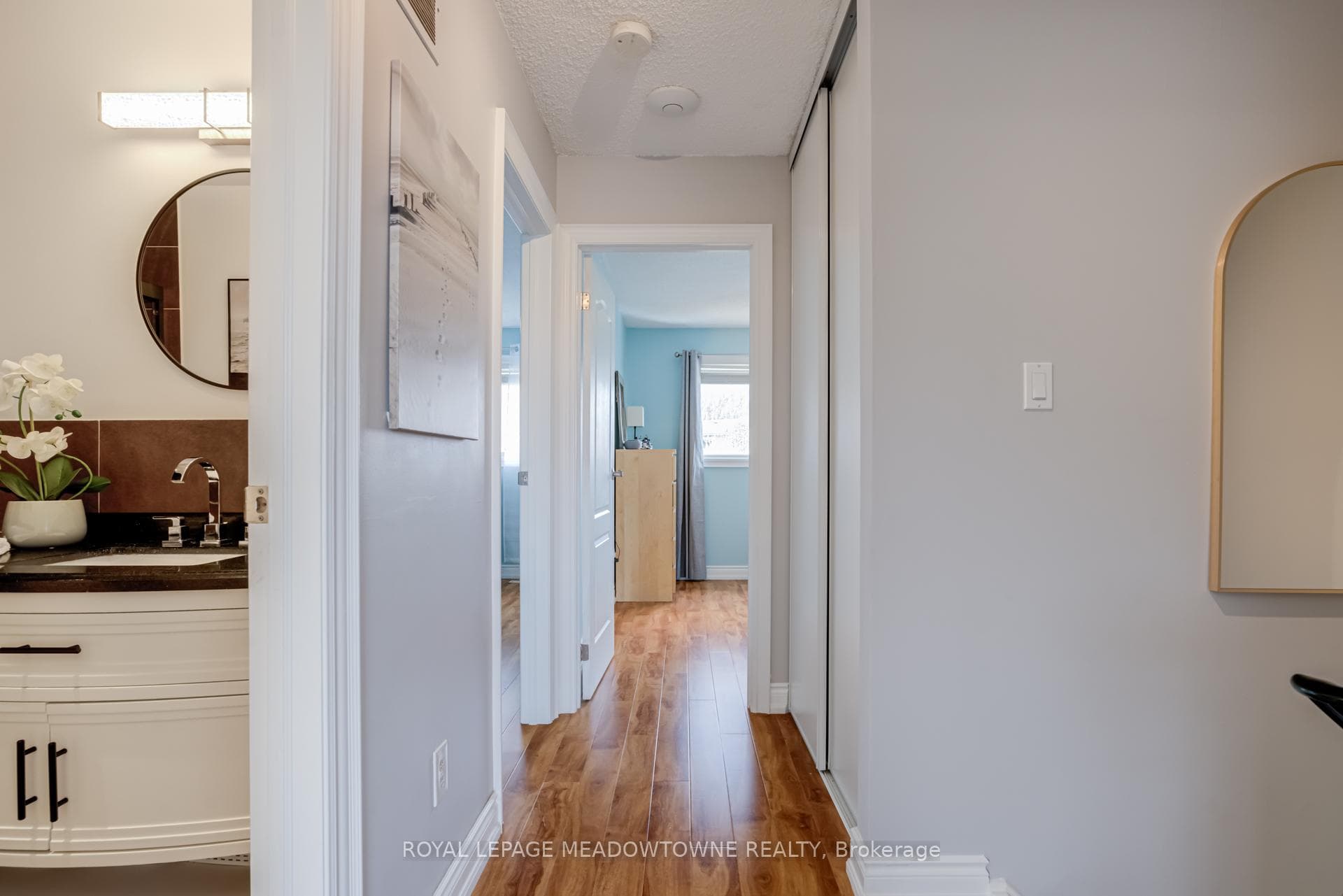 92 Morley Crescent photo 31