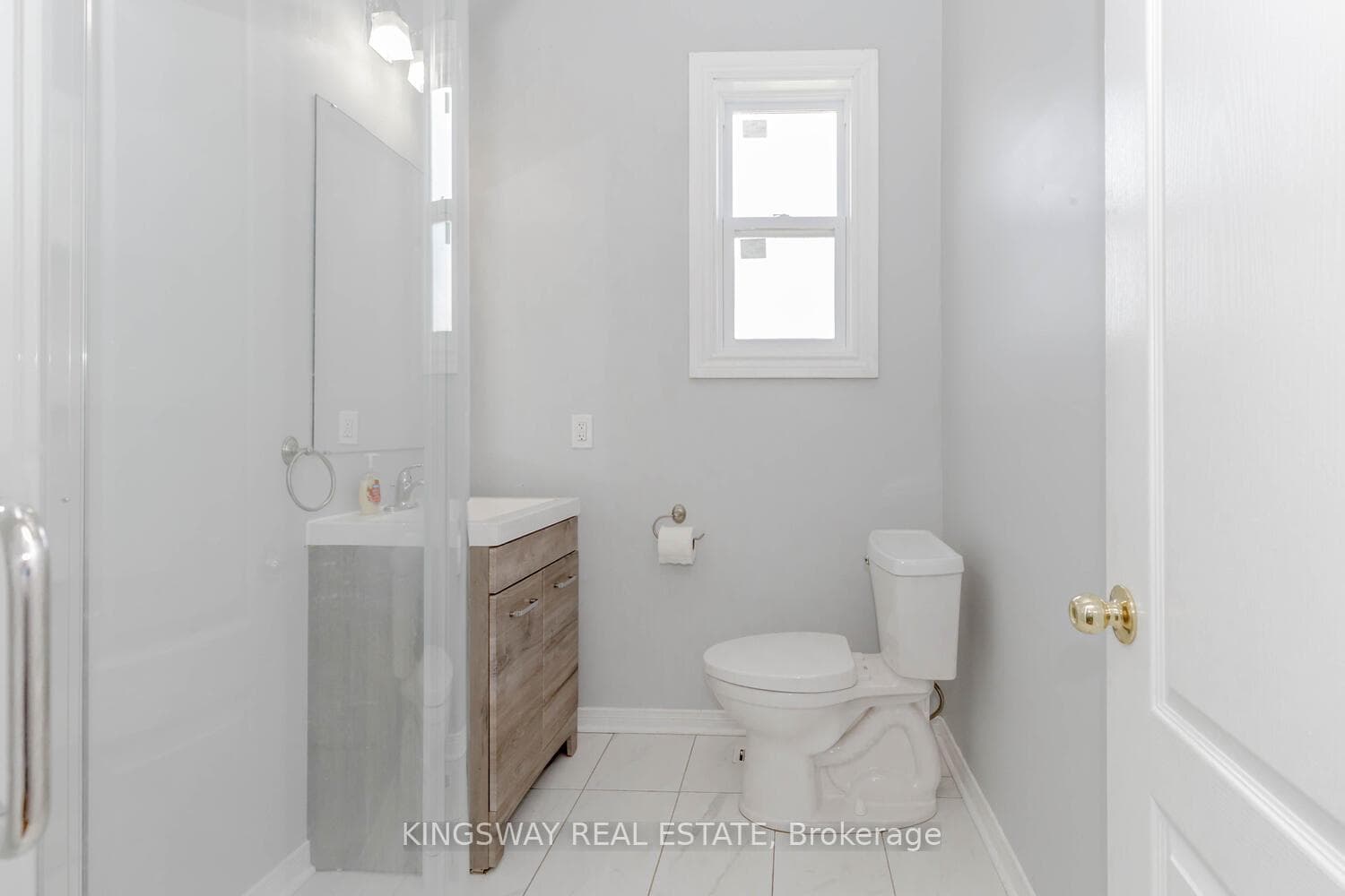 526 Beach Road photo 15