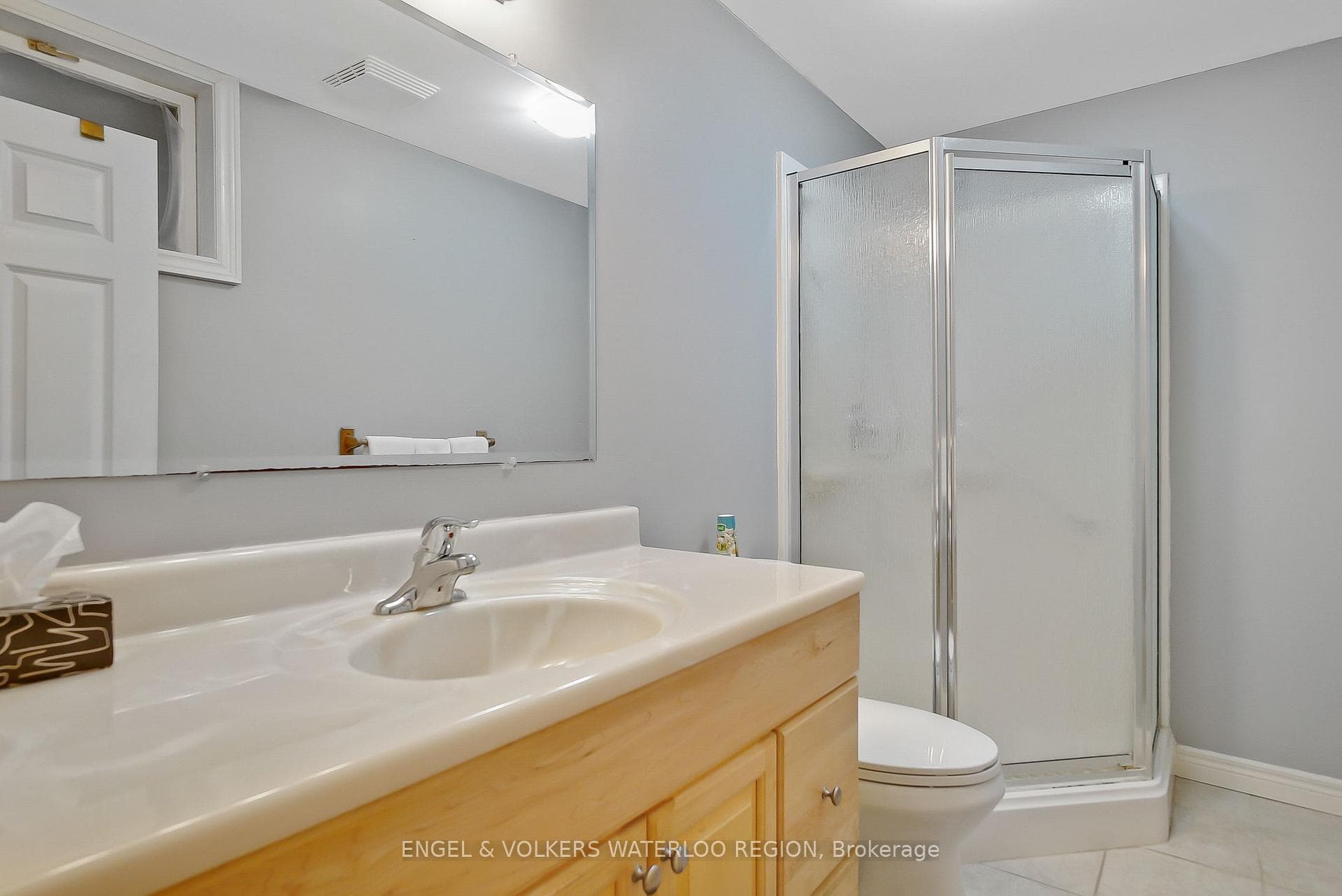 128 Carson Drive photo 34