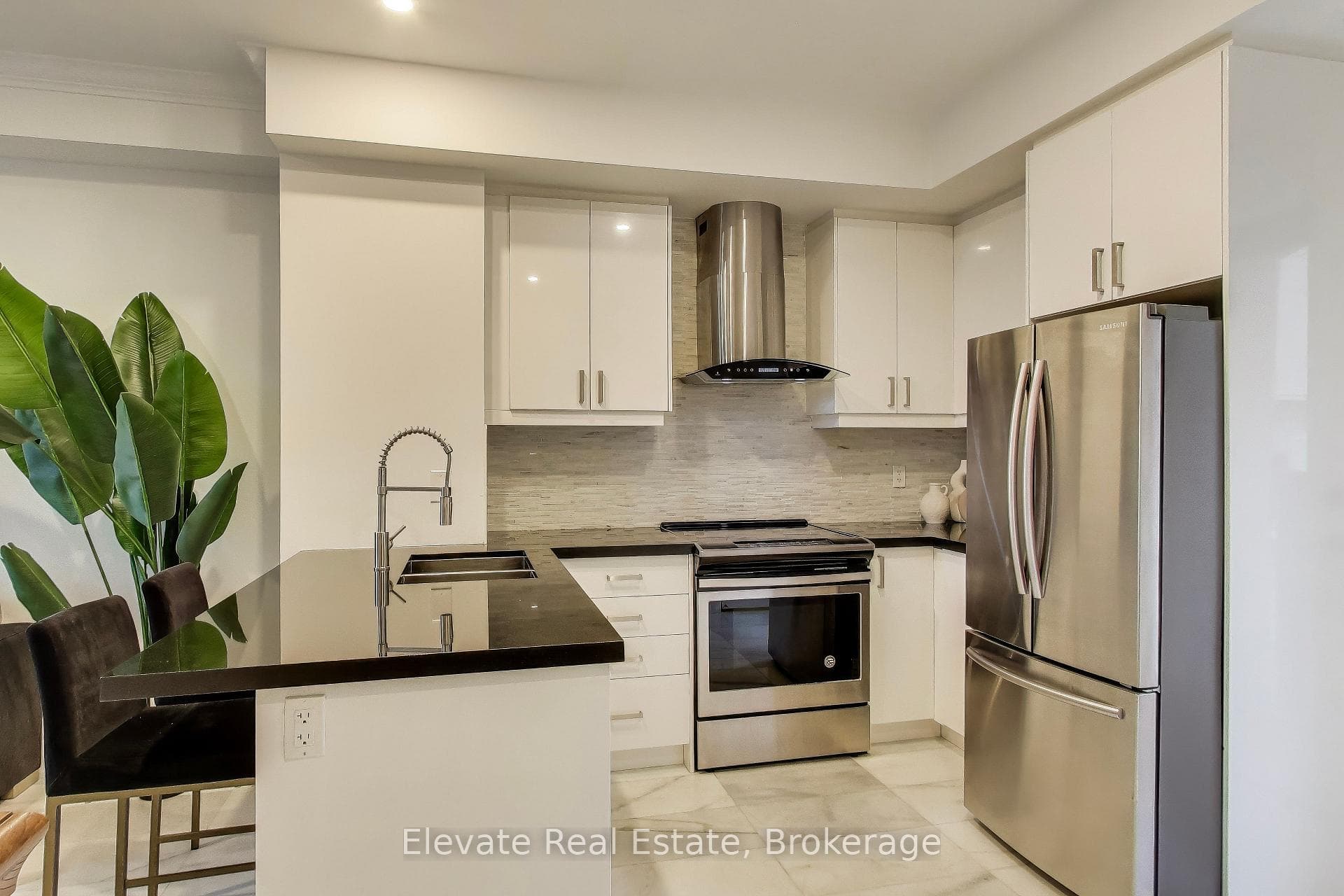 3083 Cawthra Road Unit 24 photo 7