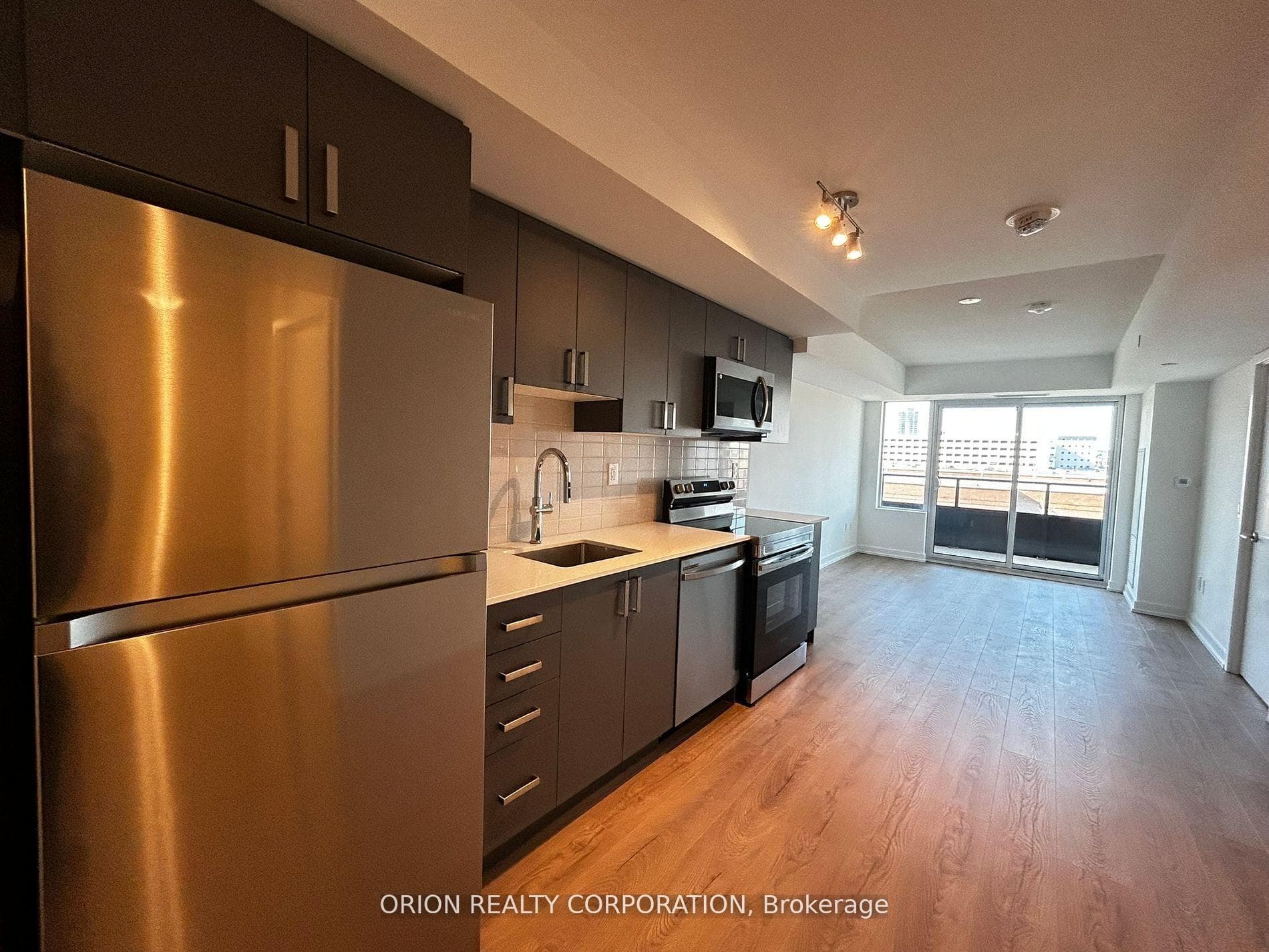 1435 Celebration Drive Unit 301 photo 8