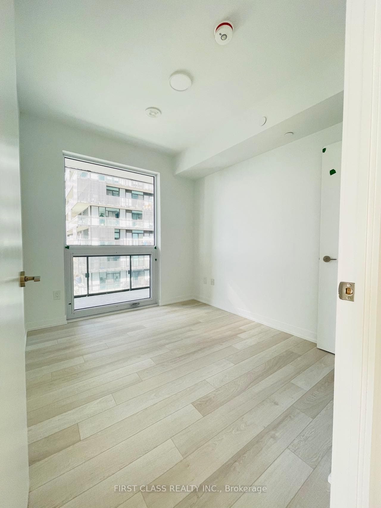 39 Roehampton Avenue Unit 2205 photo 25