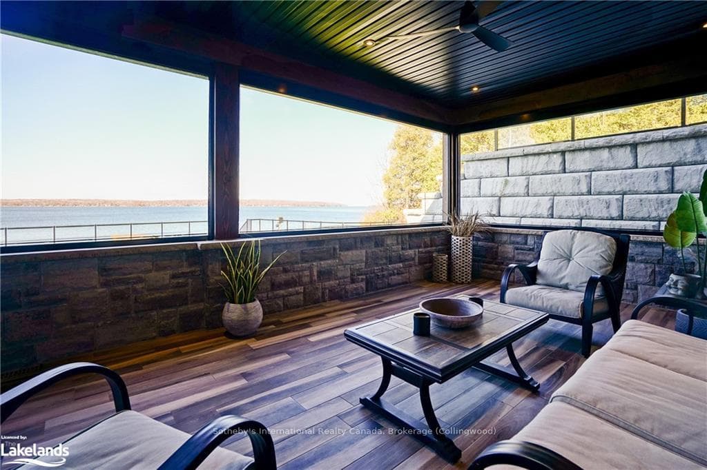 6 SUNSET Court photo 25