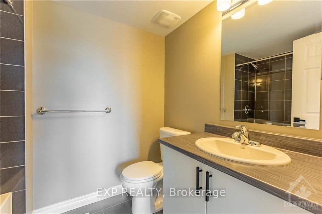 174 BLUESTONE photo 24