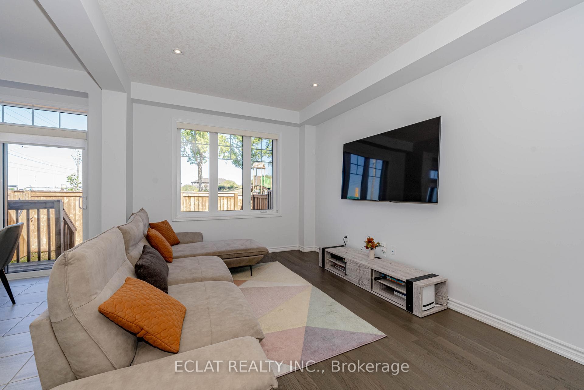 1 Tom Brown Drive Unit 19 photo 9