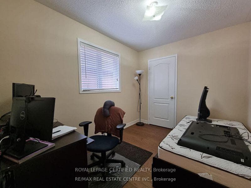 6 Rotunda Street Unit Upper photo 9
