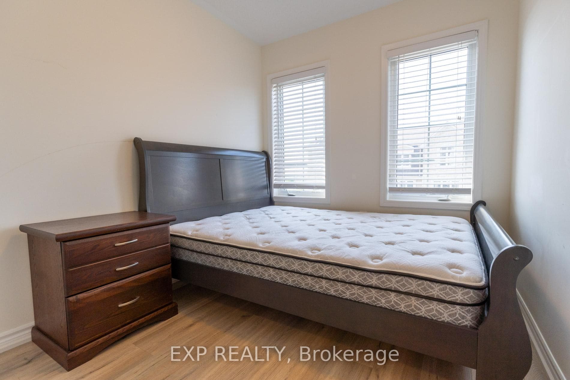 50 Casely Avenue photo 15