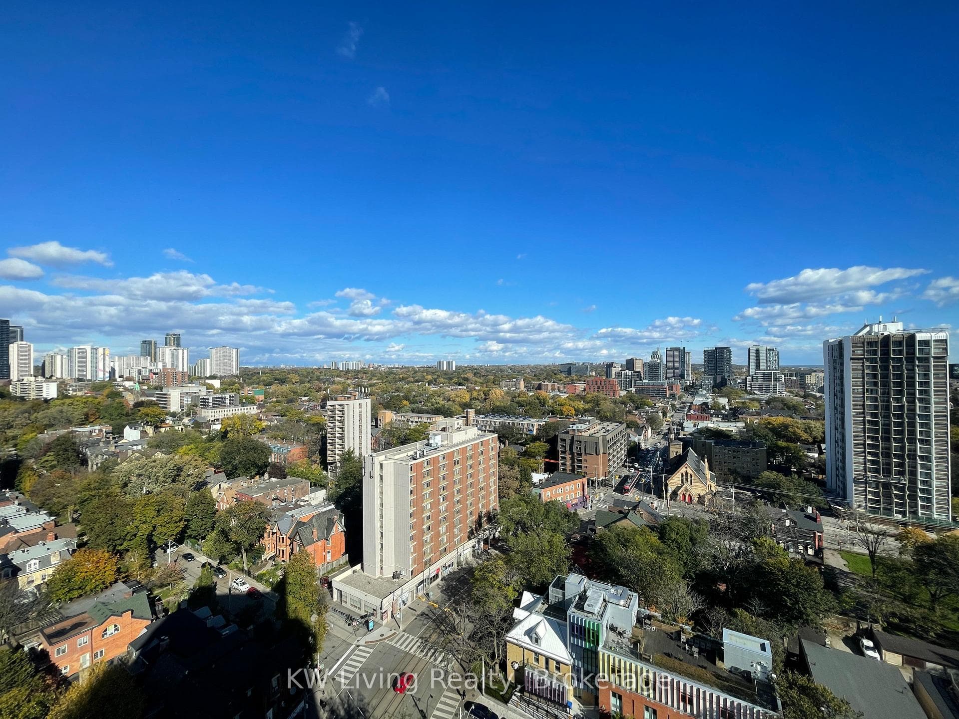 219 Dundas Street Unit 1112 photo 16
