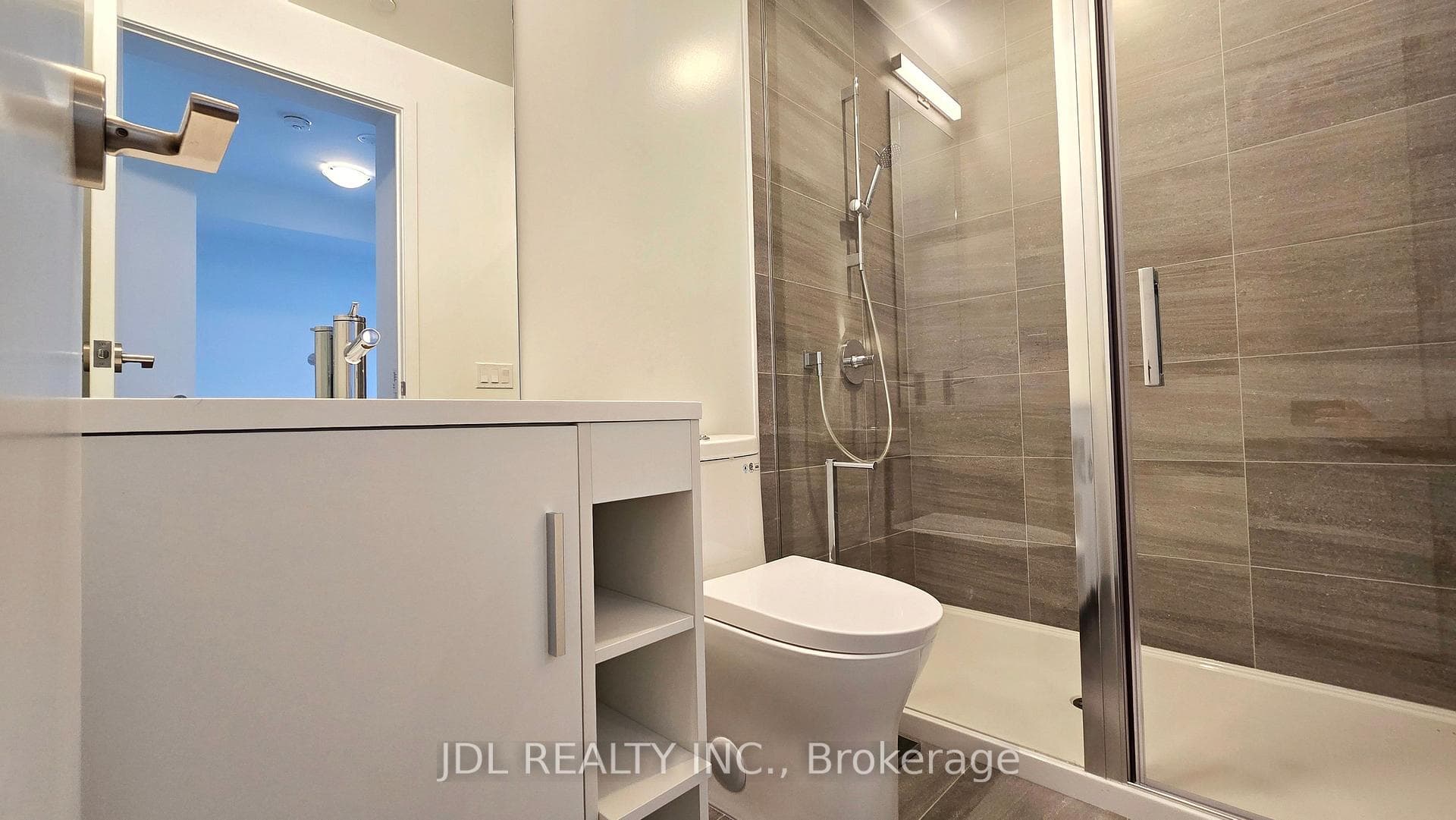 634 CHURCH Street Unit 3303 photo 10