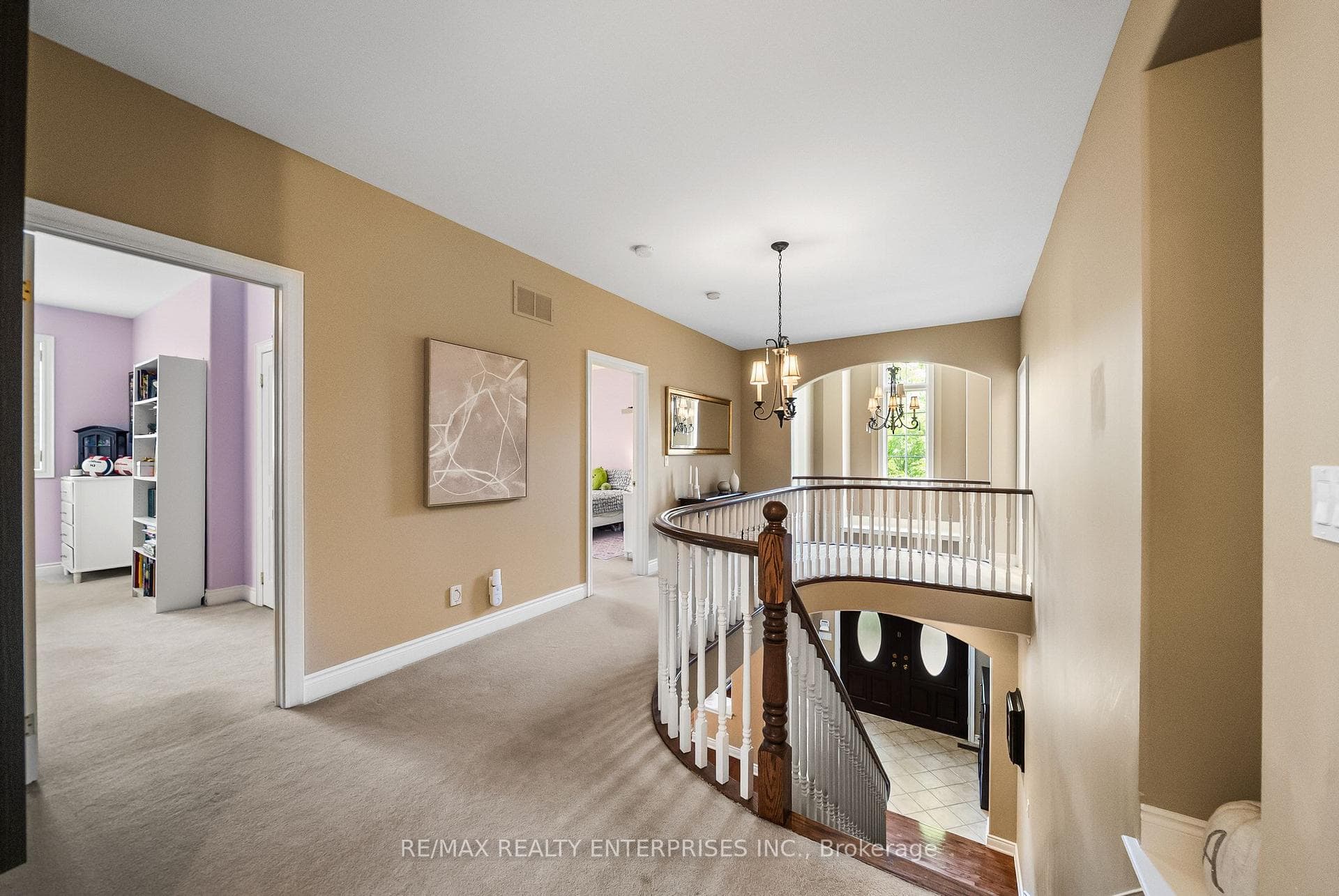 535 Canyon Street photo 32