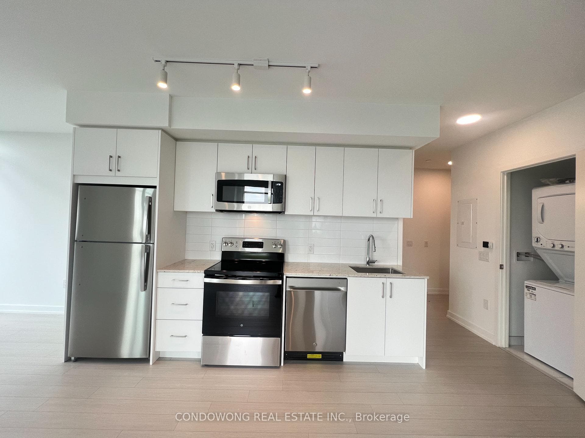 High End Kitchen