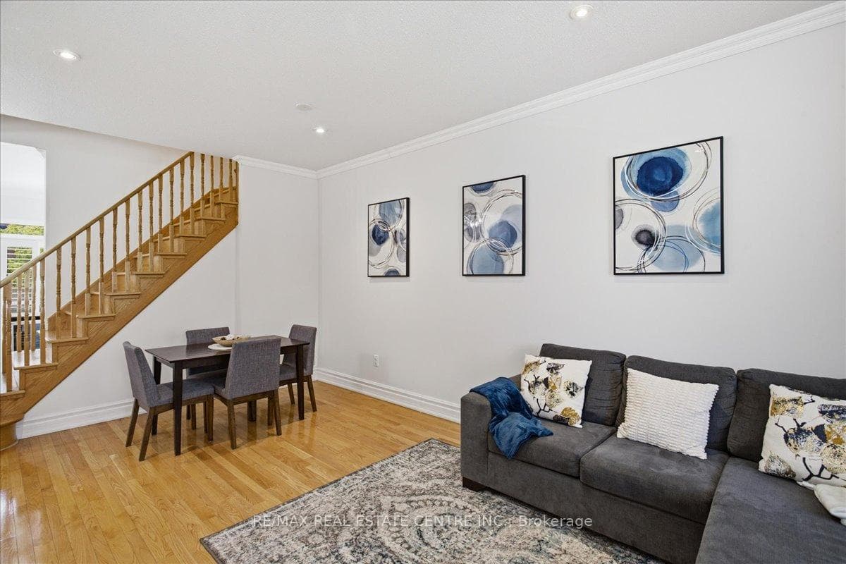 83 Limeridge Street photo 5