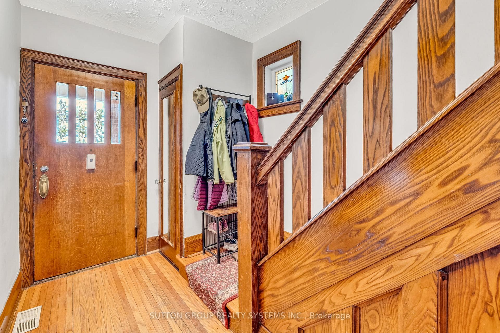 197 Arlington Avenue photo 4