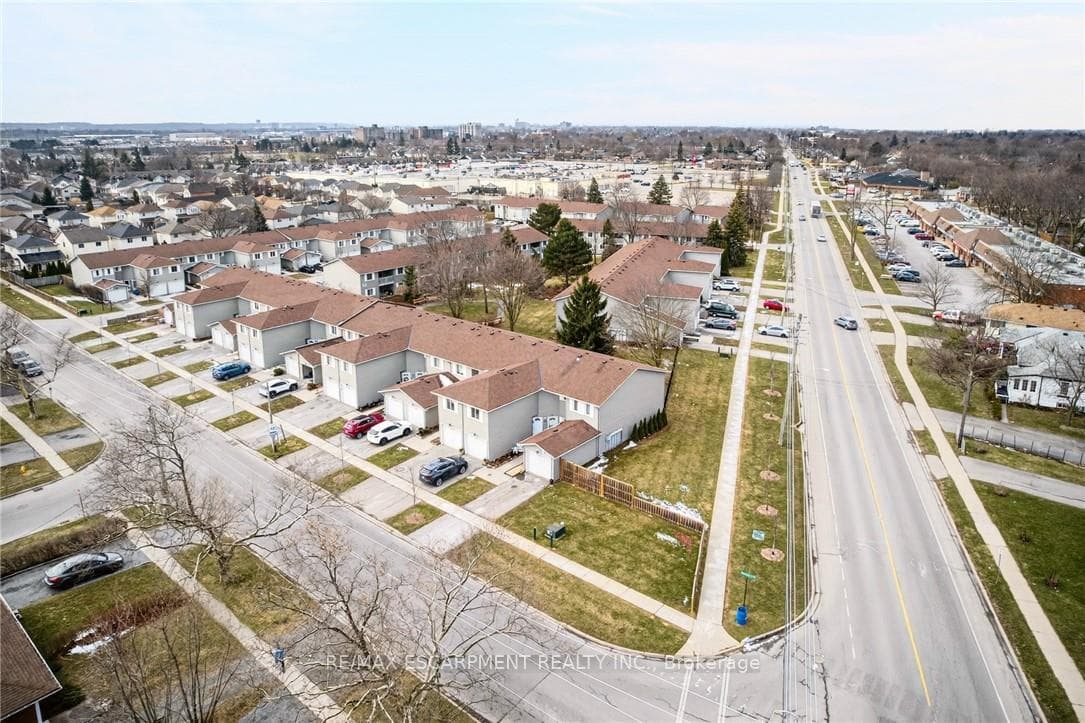 201 DORCHESTER Boulevard Unit 101 photo 39