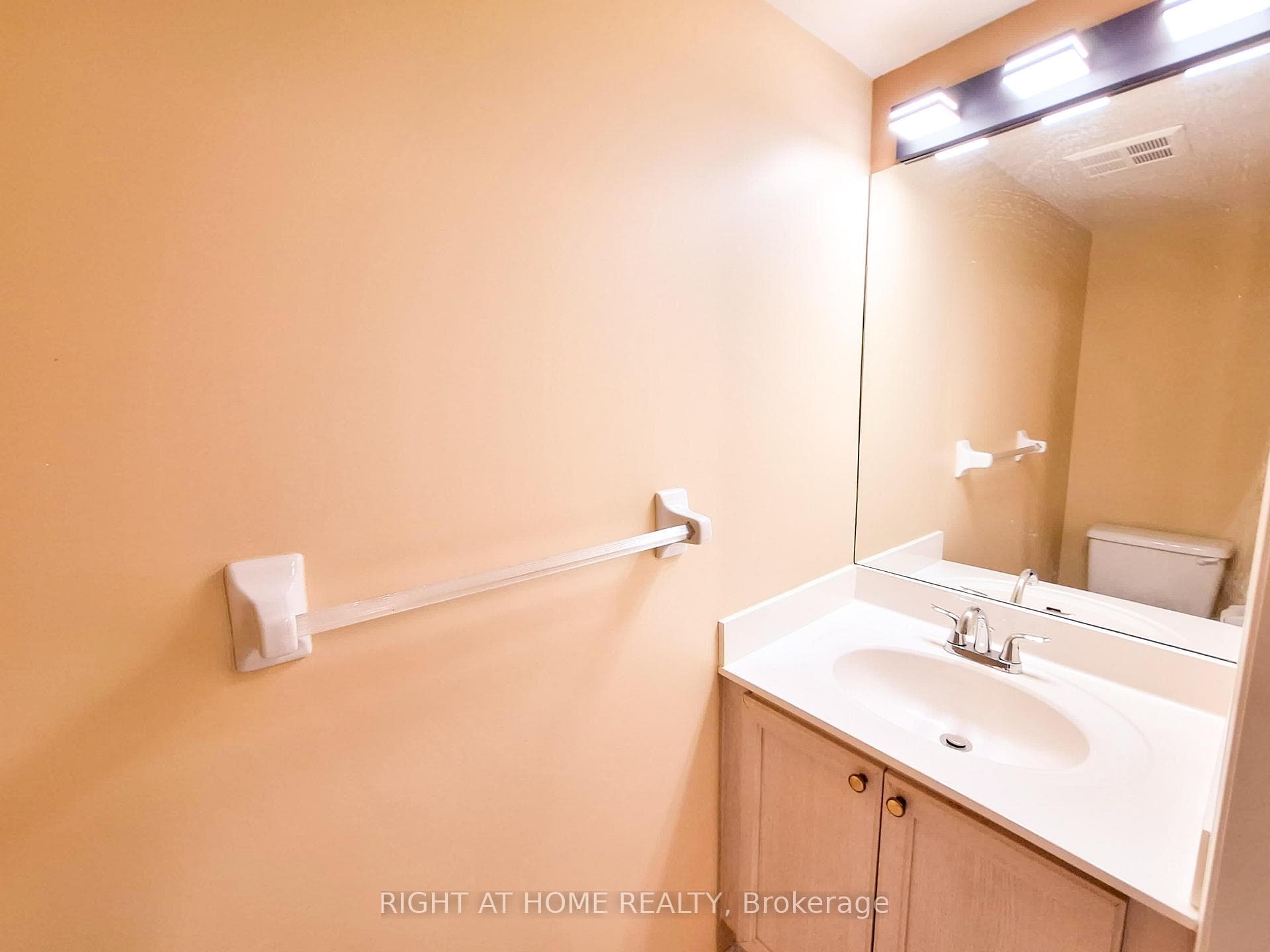 821 Grandview Way photo 20