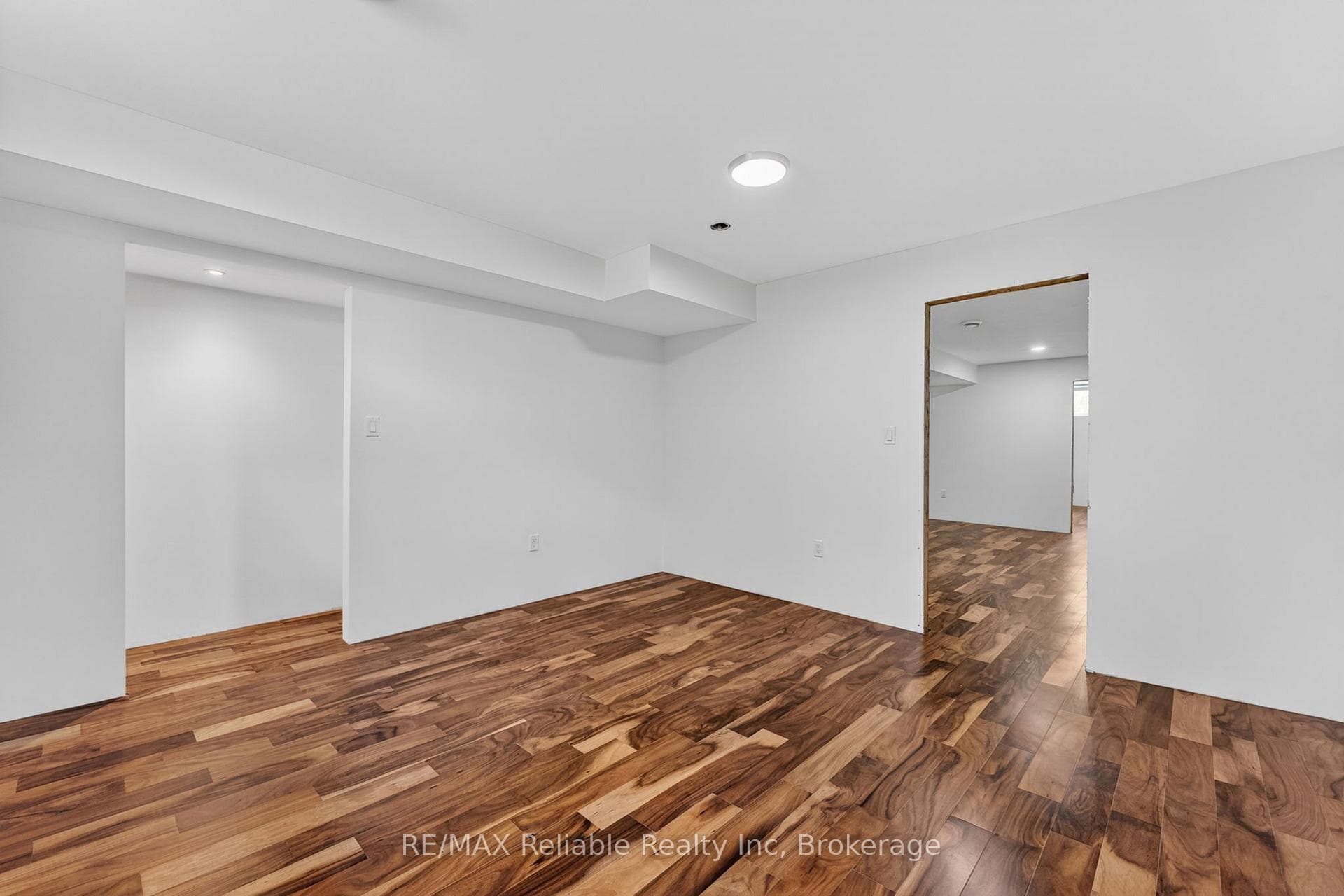 43841 Cranbrook Road photo 35
