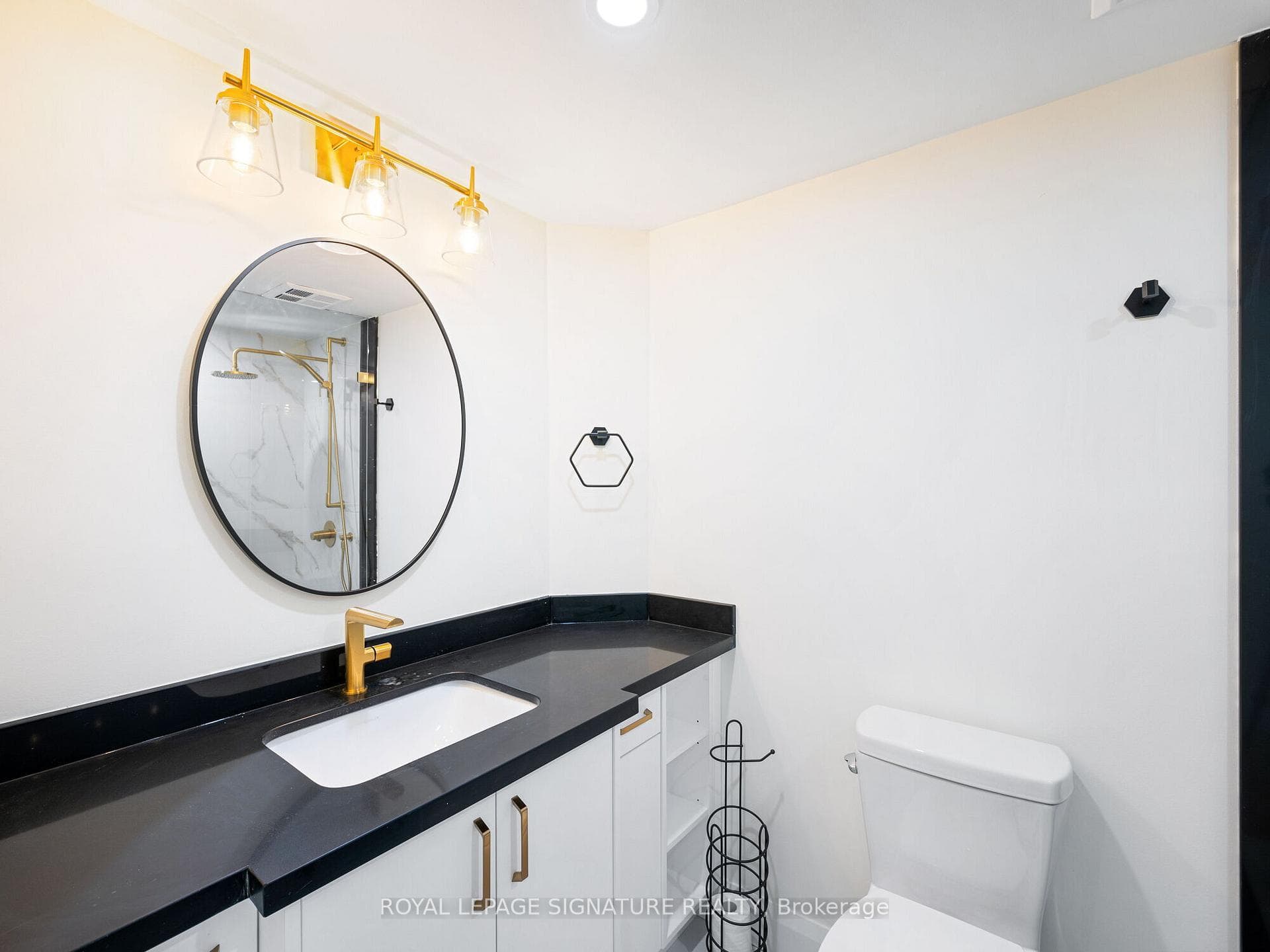 45 Kingsbridge Garden Circle Unit 1411 photo 22