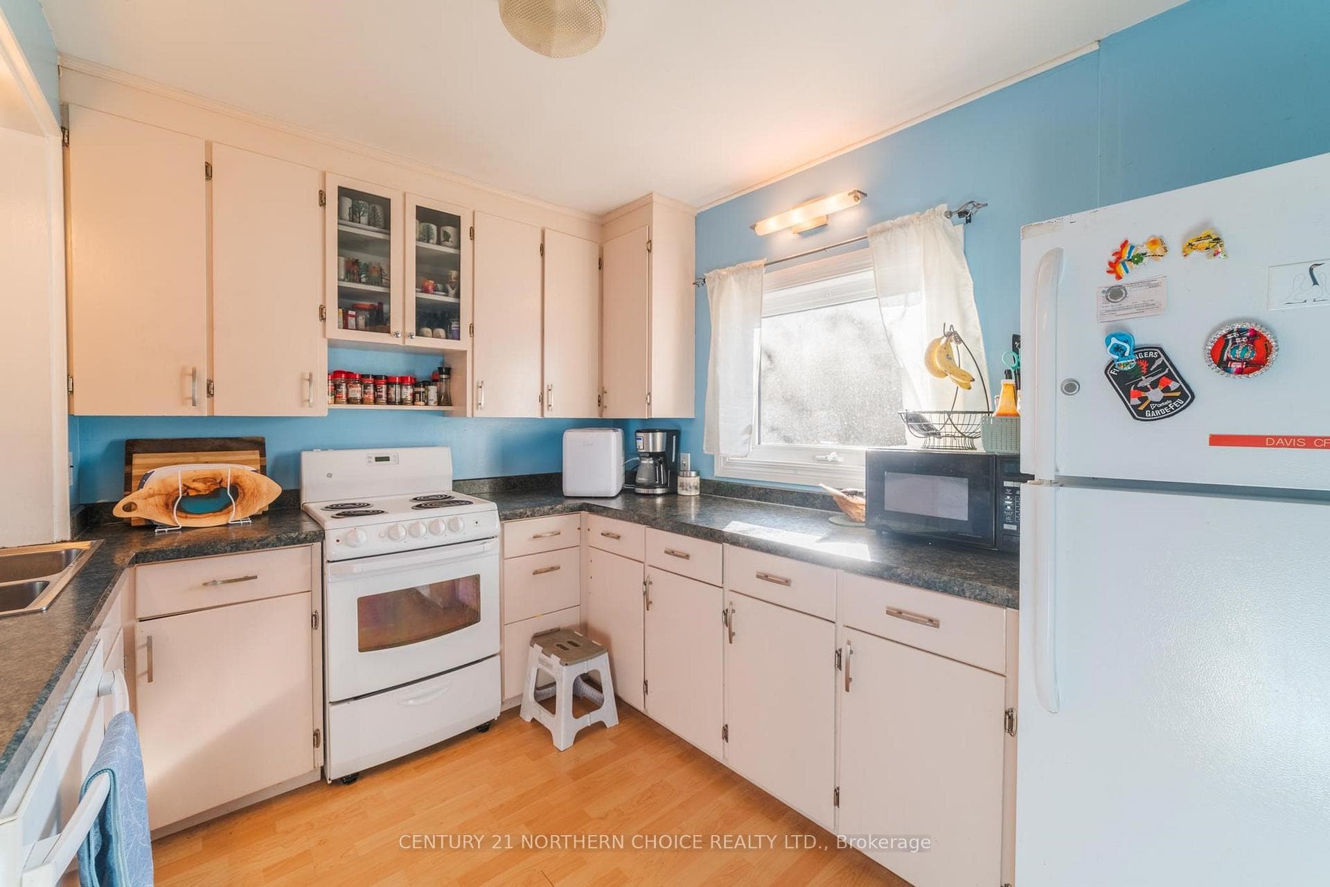 233 Third Street photo 7
