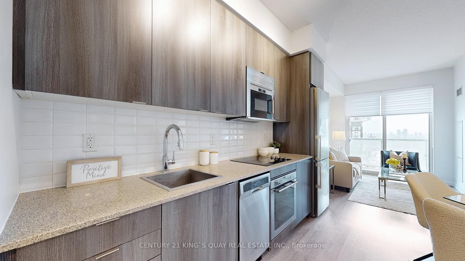 101 Erskine Avenue Unit 1404 photo 7