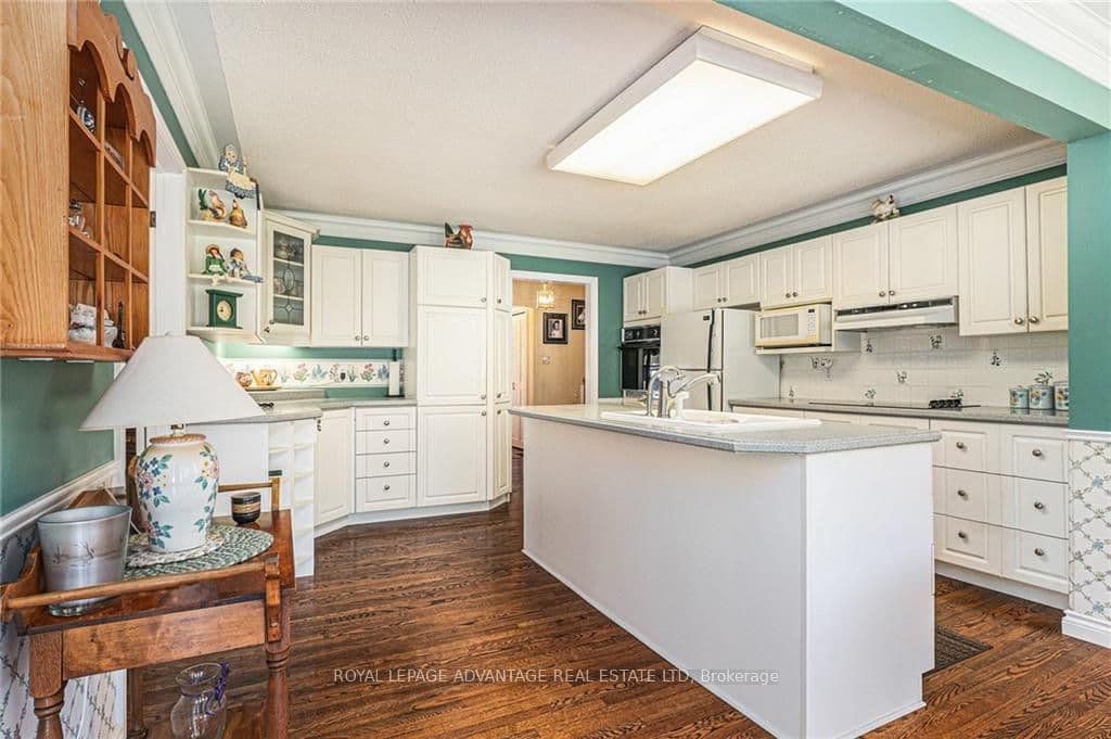 1388 FALLBROOK Road photo 8