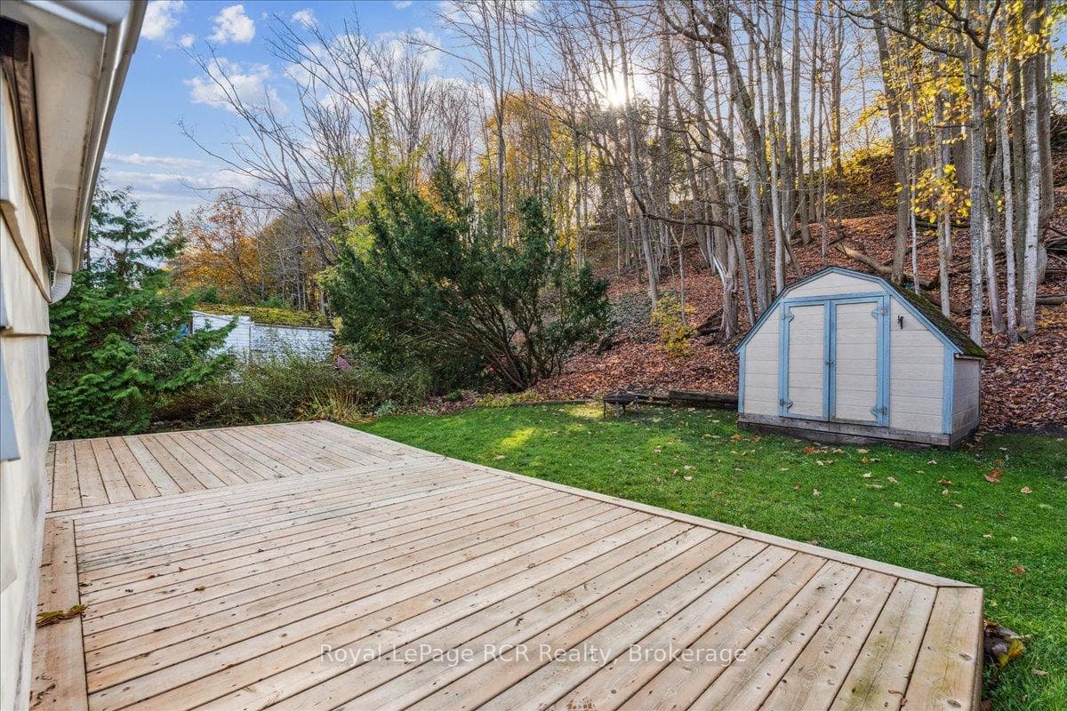 1368 6th Avenue photo 35