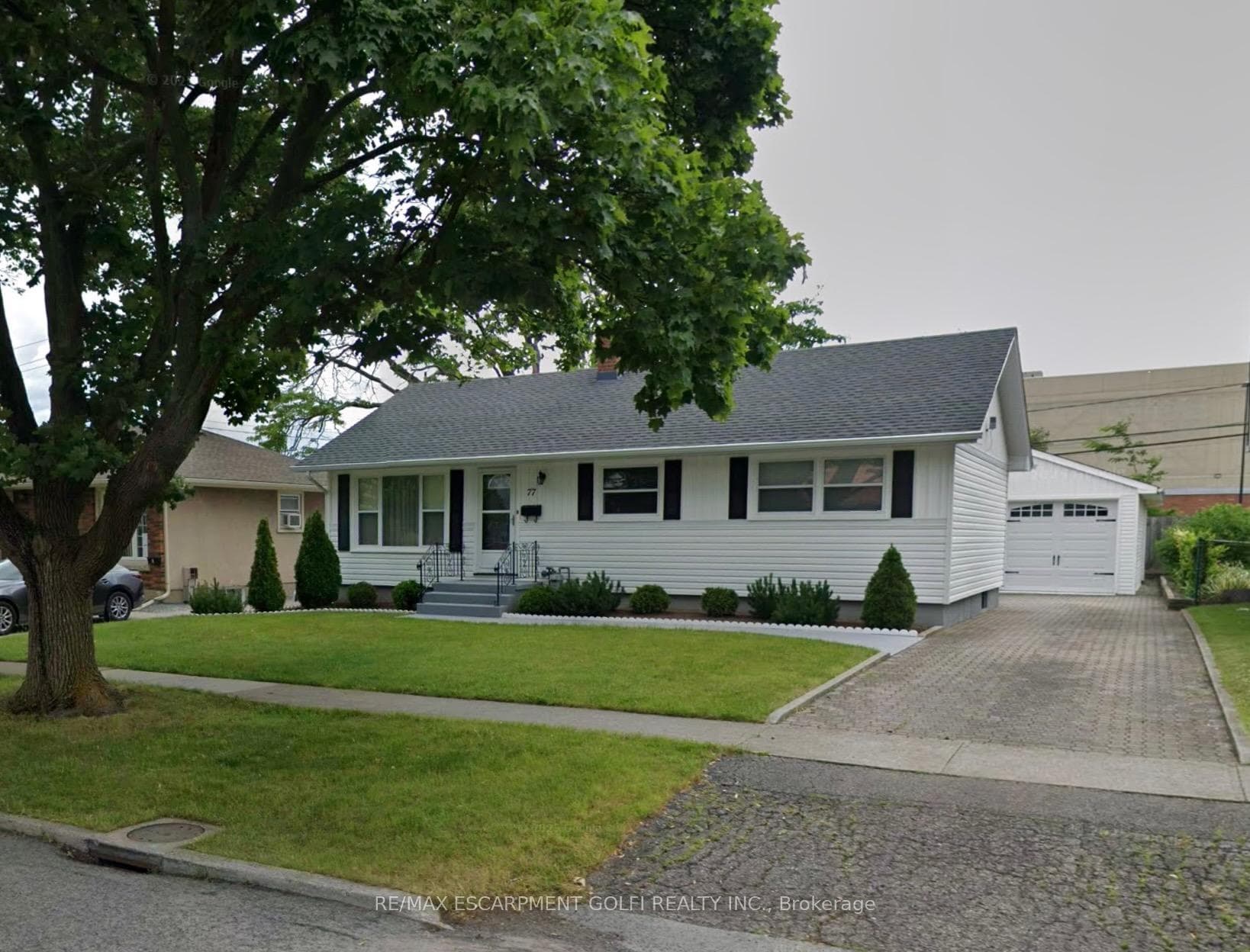 77 Jacobson Avenue photo 20