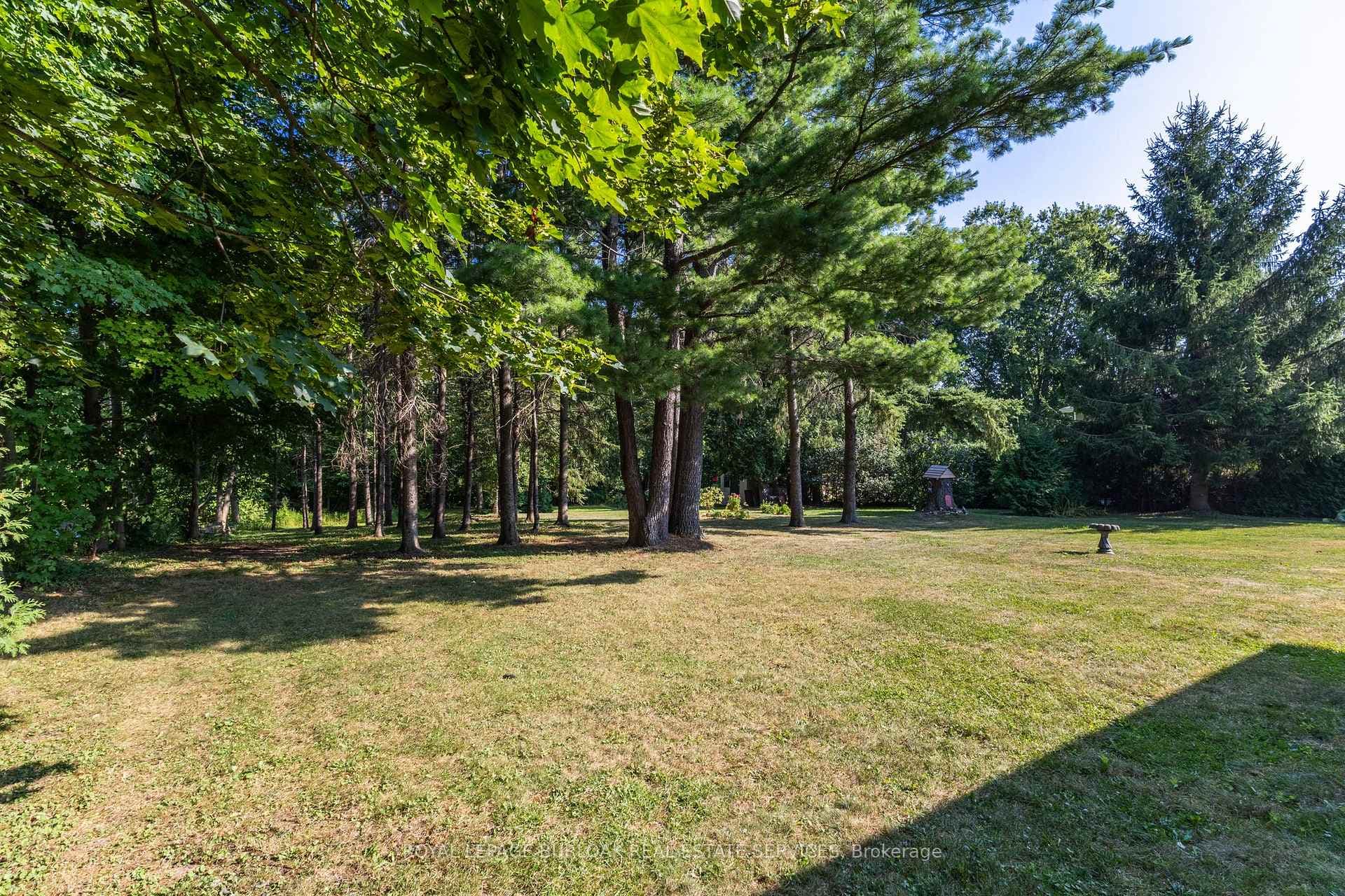 572 Parkside Drive photo 22