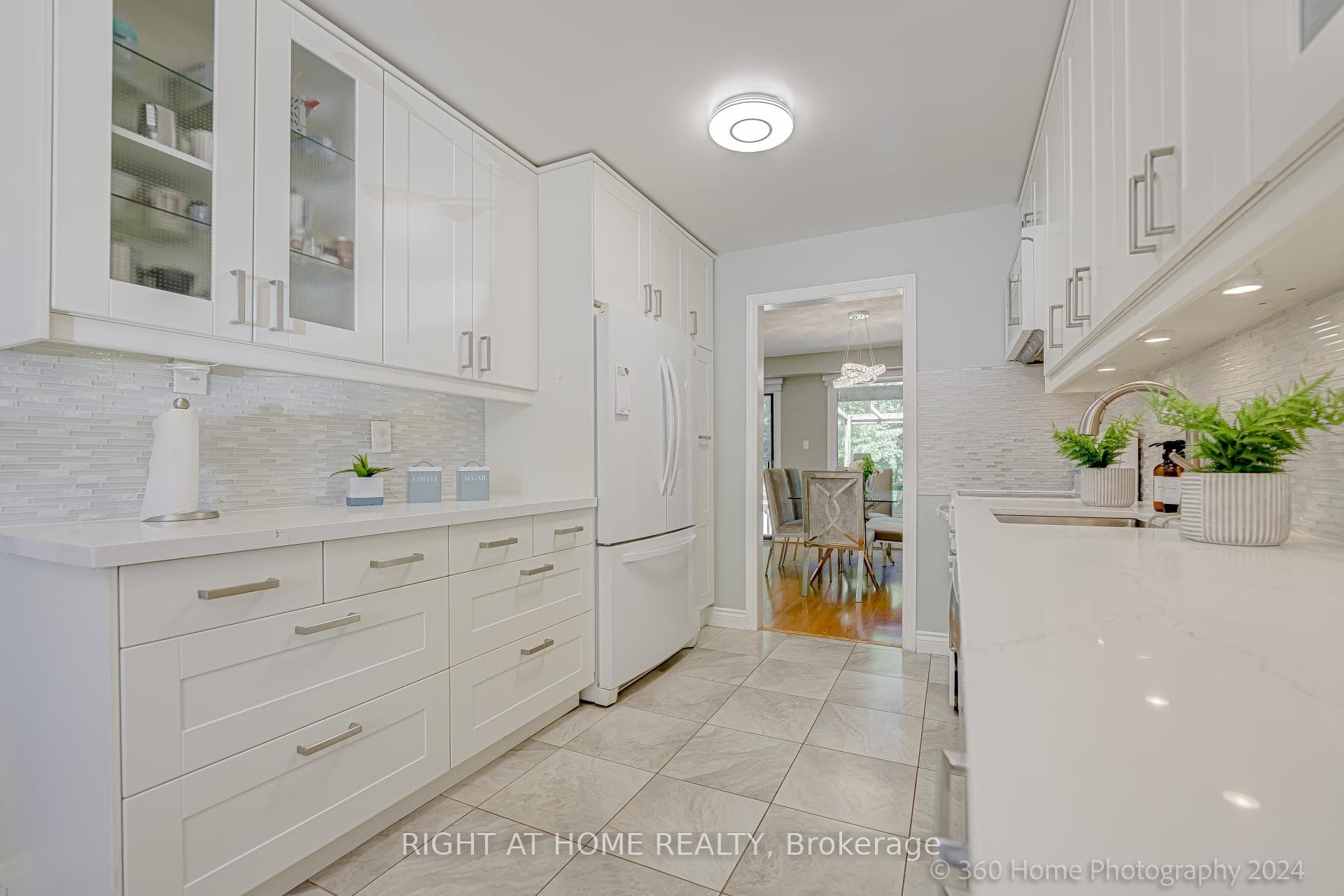 142 Greenbelt Crescent photo 11