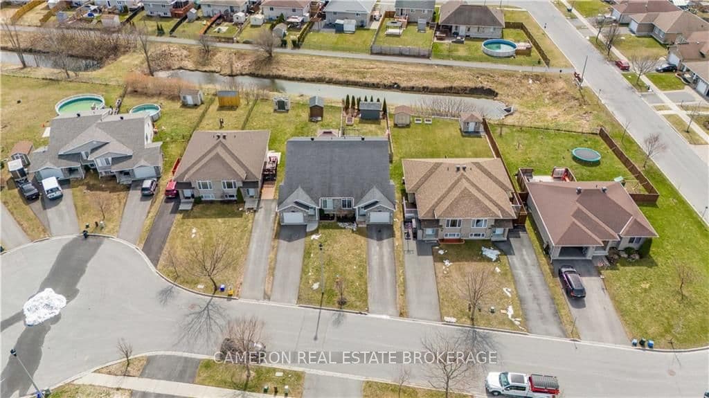357 GLEN NORA Drive photo 27