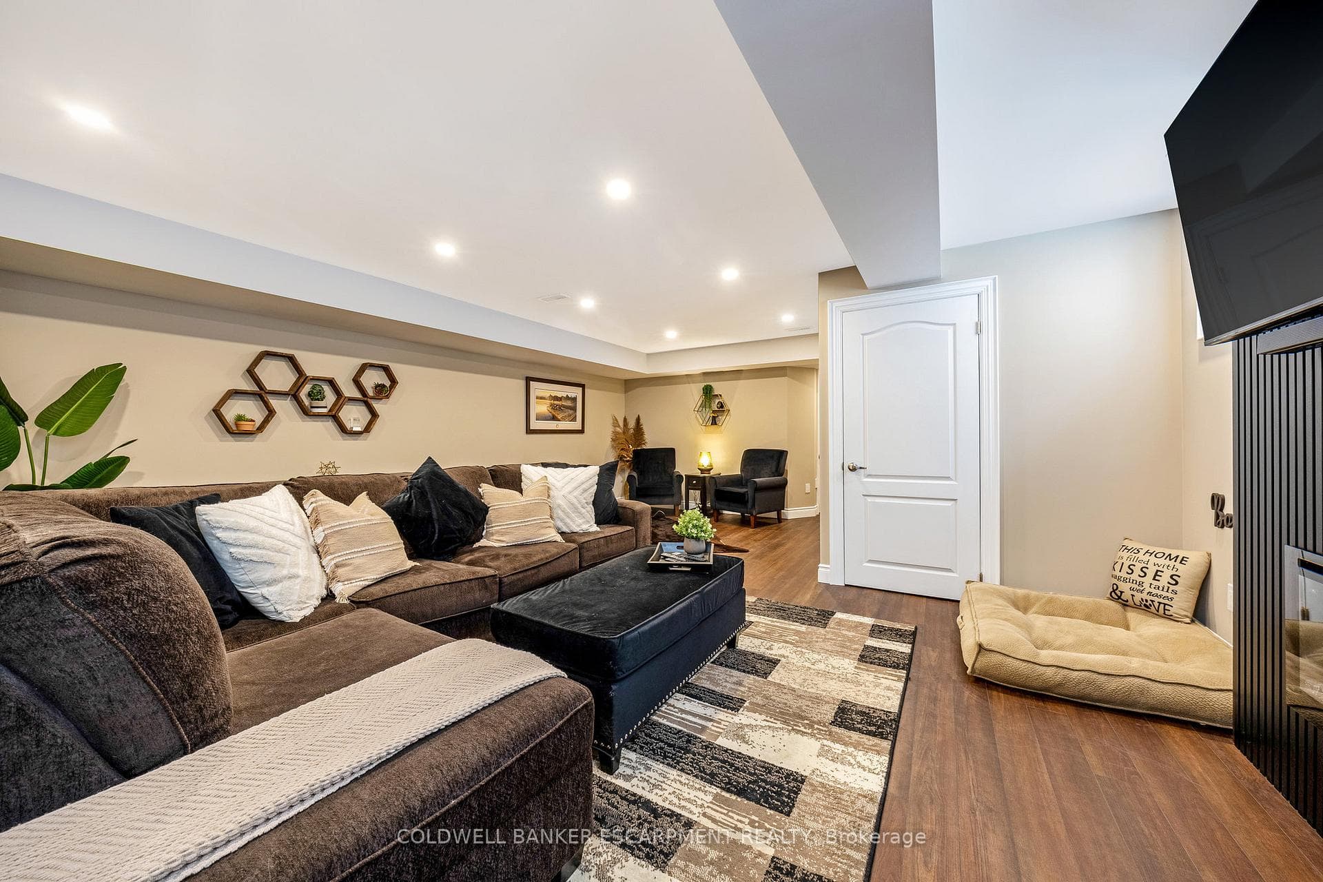 107 Taylor Avenue photo 33