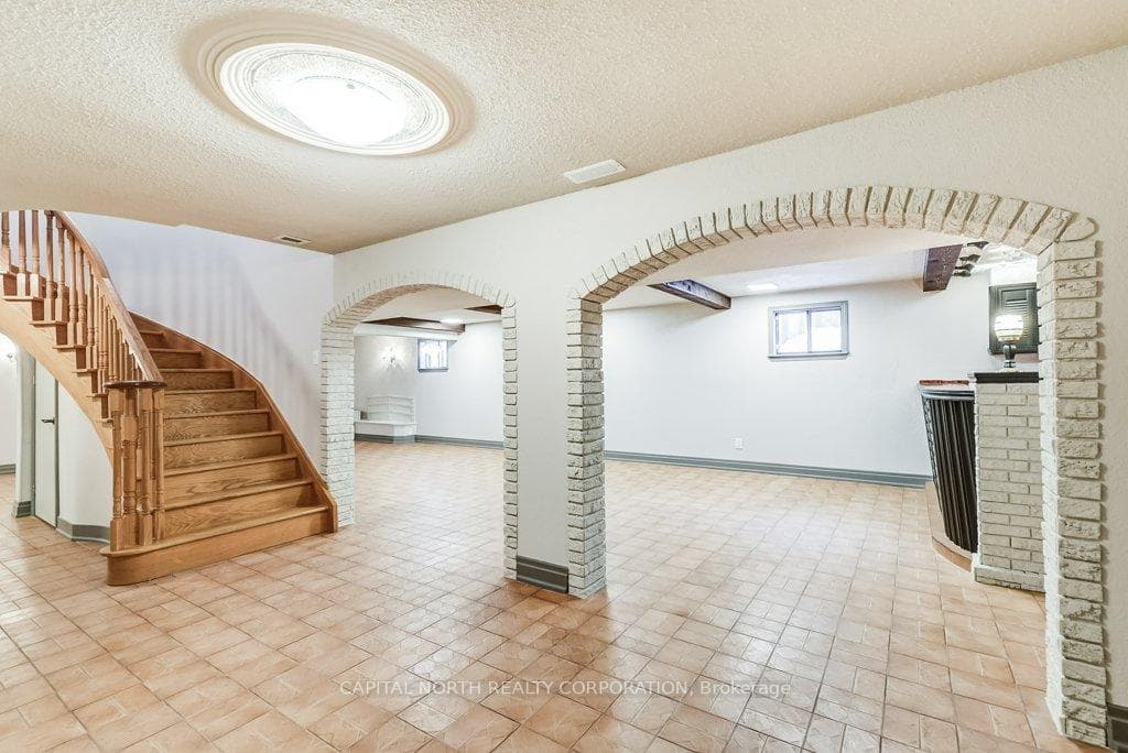 2 Aderno Court photo 23