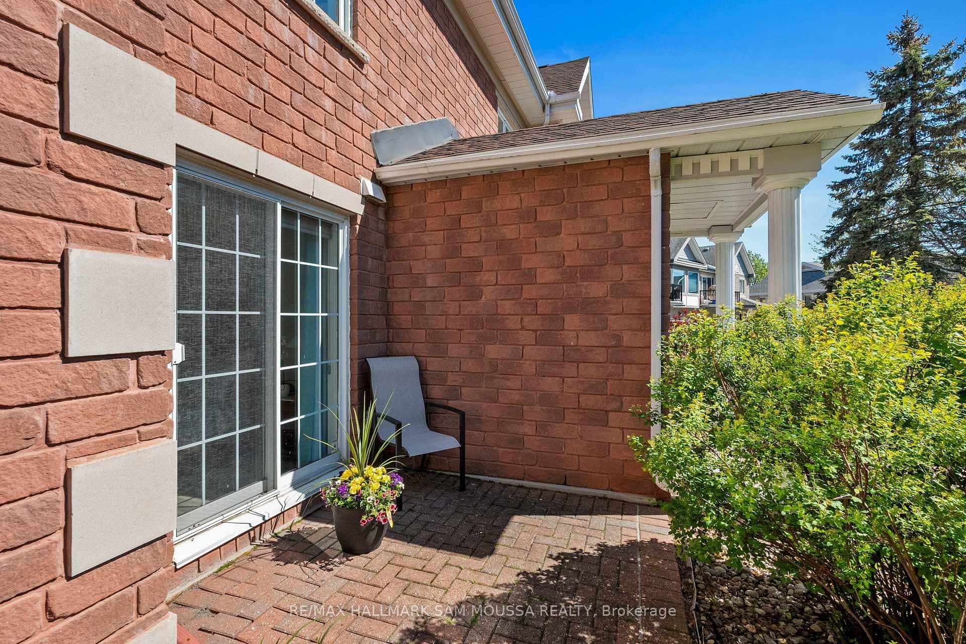 70 Robson Court Unit 1C photo 31
