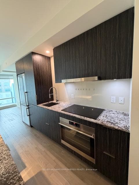 1 Bloor Street Unit 3711 photo 5