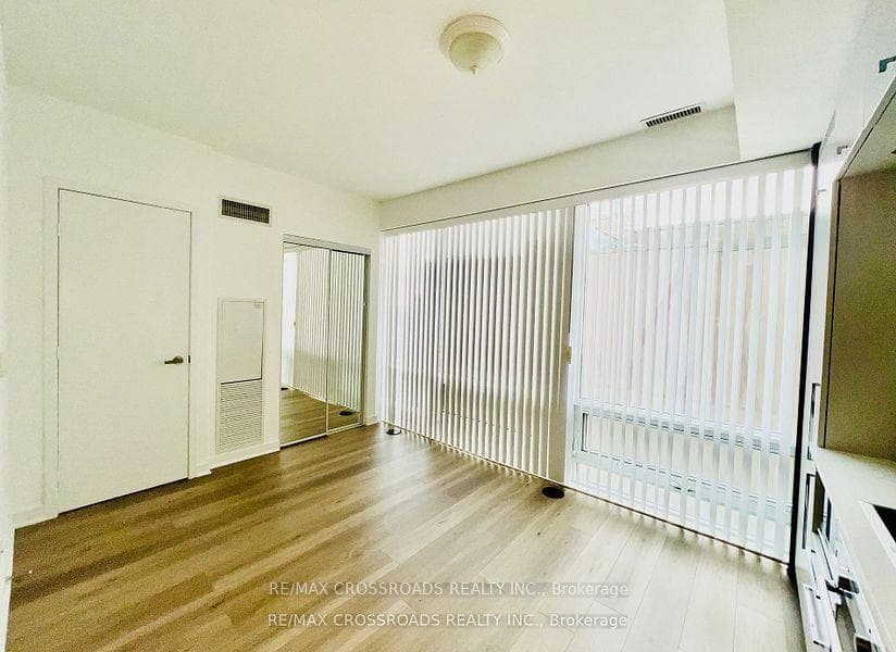 15 Grenville Street Unit 2504 photo 5