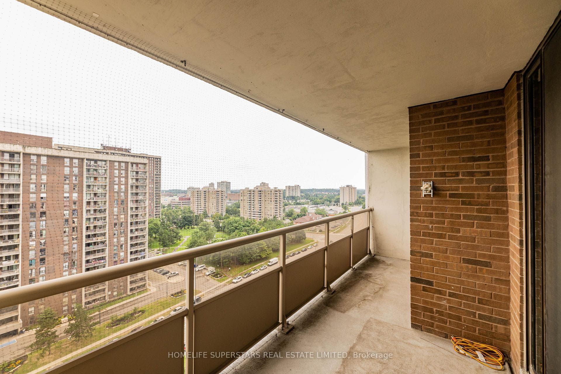 4 Kings Cross Road Unit 1608 photo 6