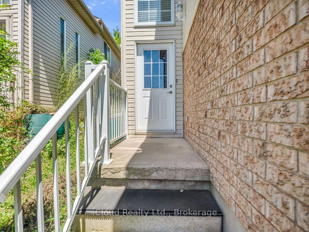 308 Keewatin Avenue photo 6