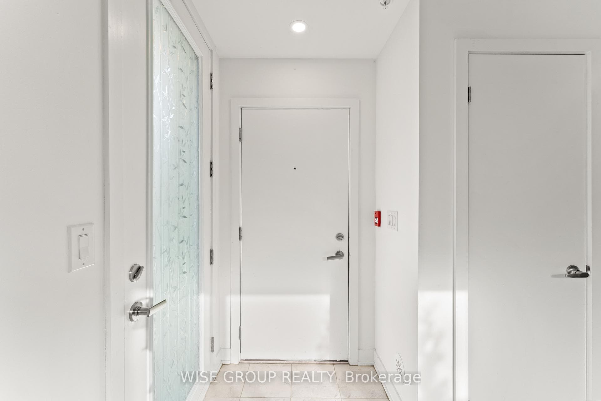 3476 Widdicombe Way Unit 15 photo 3