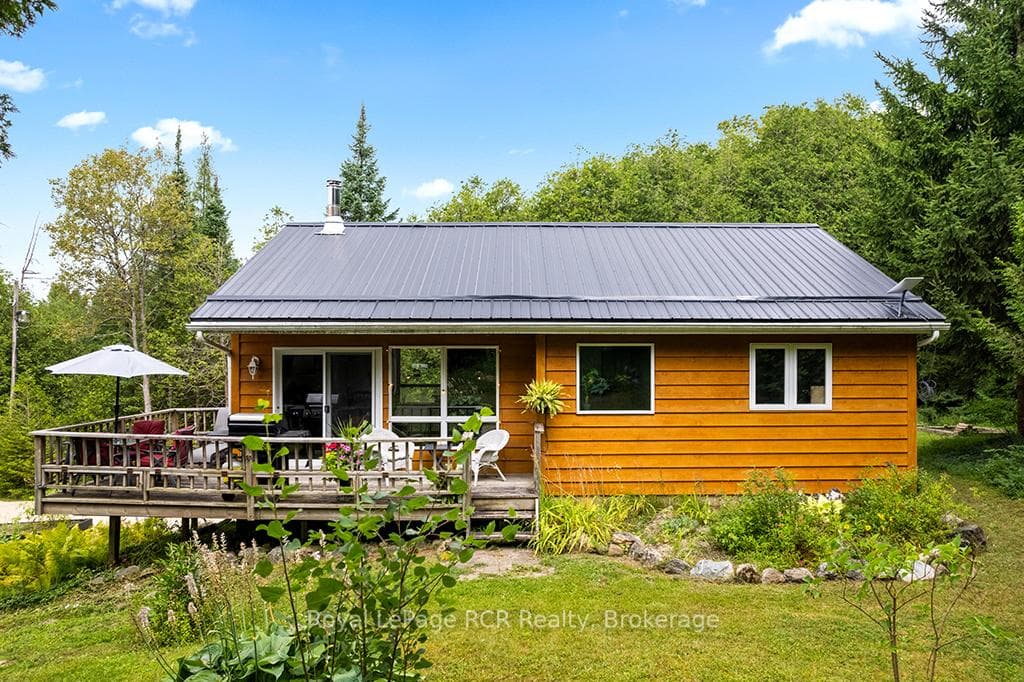 633495 Artemesia-Glenelg Townline photo 2