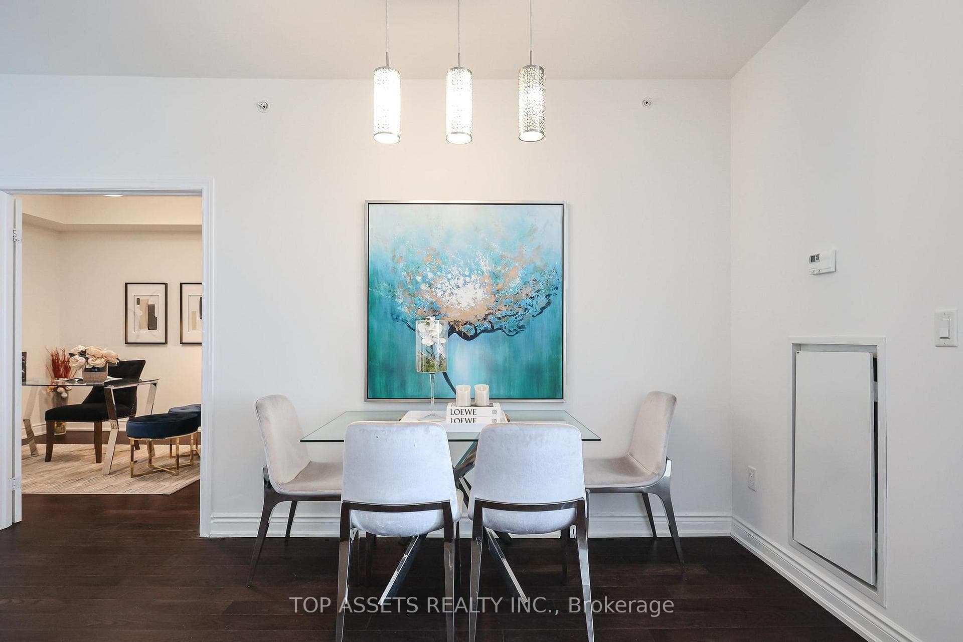 388 Yonge Street Unit 6609 photo 28