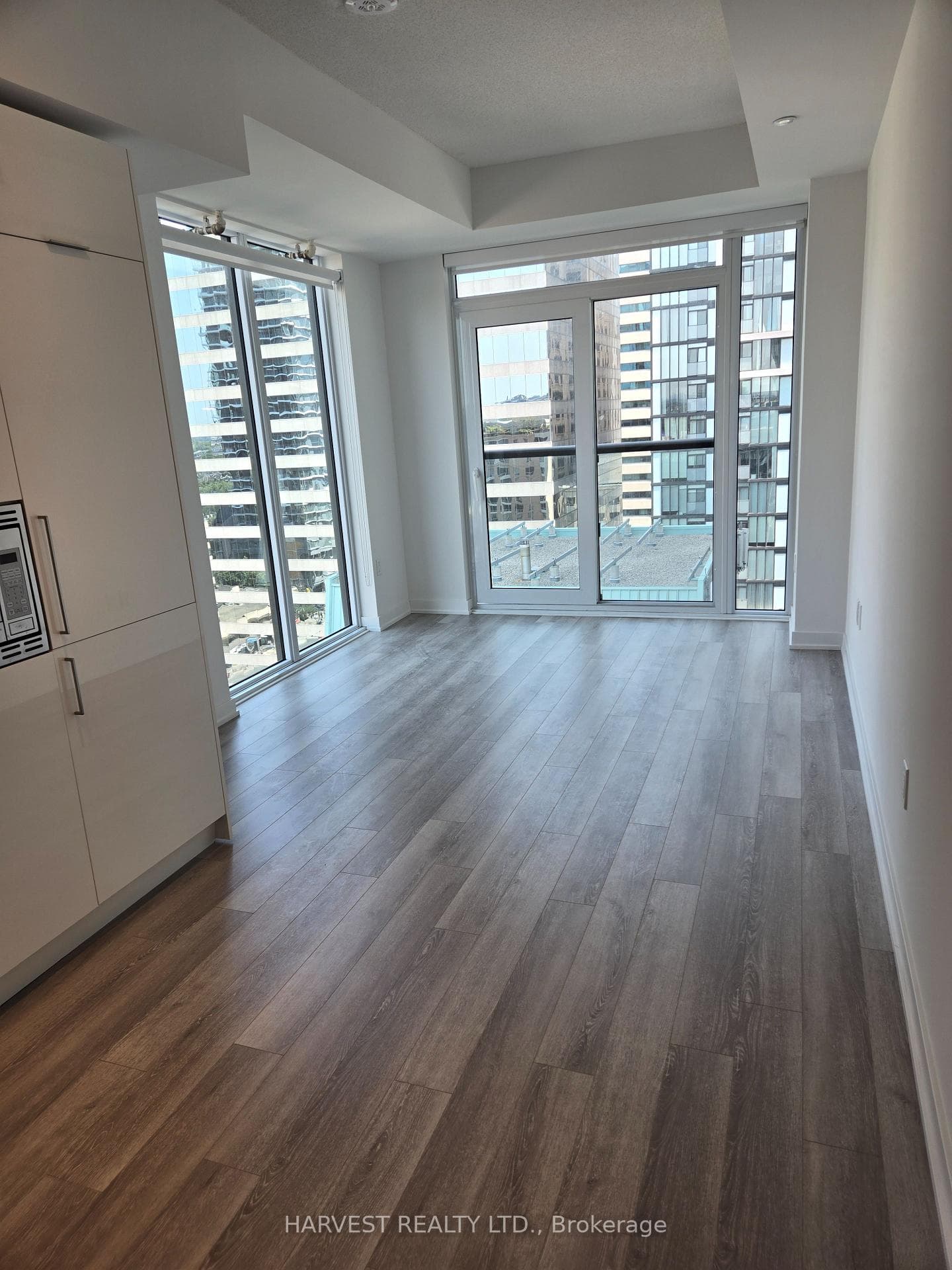 Living room with nice city views